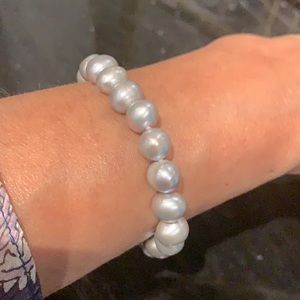Beautiful fresh water pearls bracelet